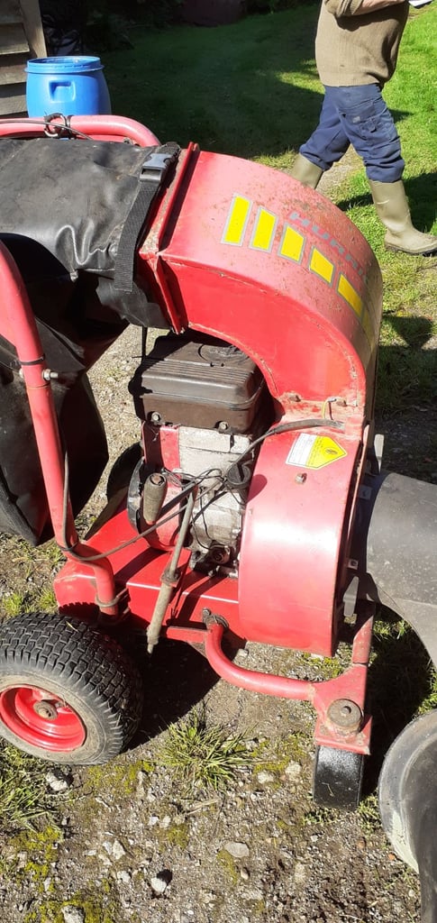 Countax  Hurricane  ES 400  Leaf vac