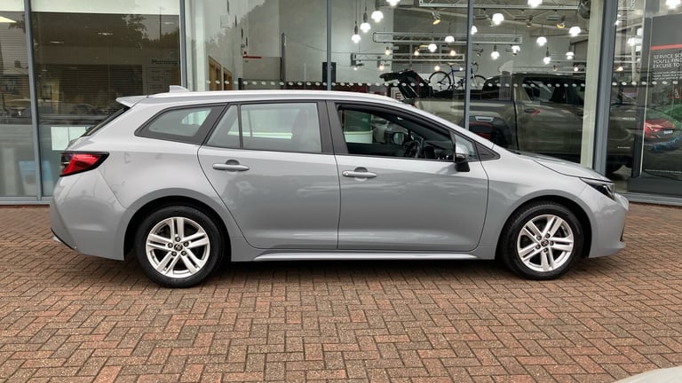 2022 Toyota Corolla 1.8 VVT-i Hybrid Icon 5dr CVT ESTATE PETROL/ELECTRIC Automatic