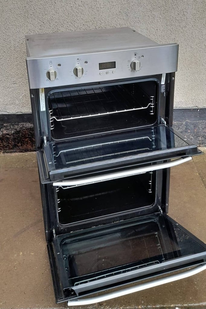 DOUBLE BUILT IN OVEN: HOTPOINT, 90CM TALL * delivery available *