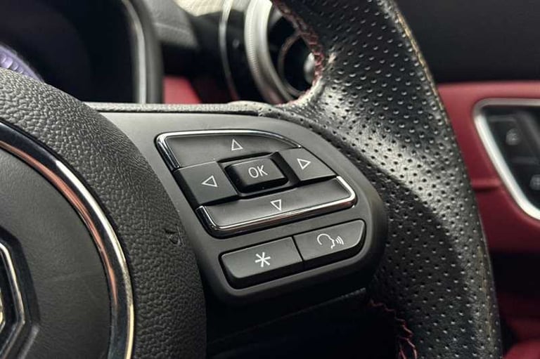 2021 MG MG HS 1.5 T-GDI Exclusive SUV 5dr Petrol DCT Euro 6 (s/s) (162 ps) SUV Petrol Automatic