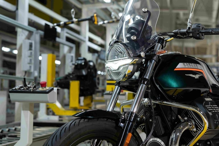 image for Moto Guzzi V7 Special, 2025 MODEL, BOTH COLOURS IN STOCK NOW.