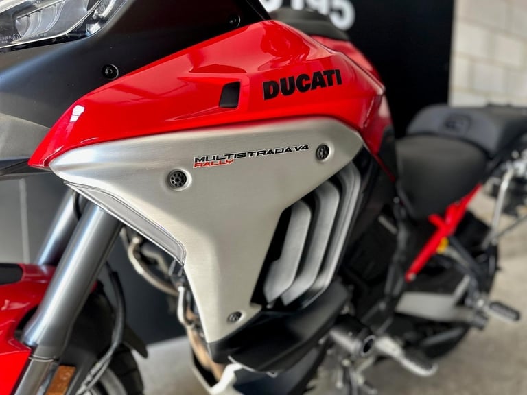 Stunning One Owner 2024/24 Ducati Multi V4S Rally Radar . 