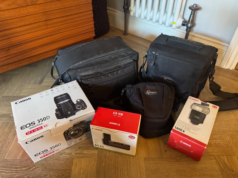 image for Camera’s, equipment, bags, tripod and lenses