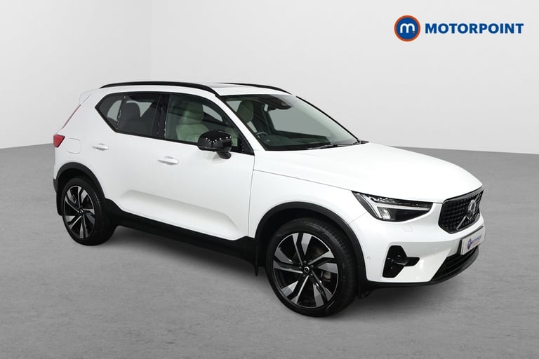 image for 2022 Volvo XC40 2.0 B4P Ultimate Dark 5dr Auto ESTATE PETROL Automatic