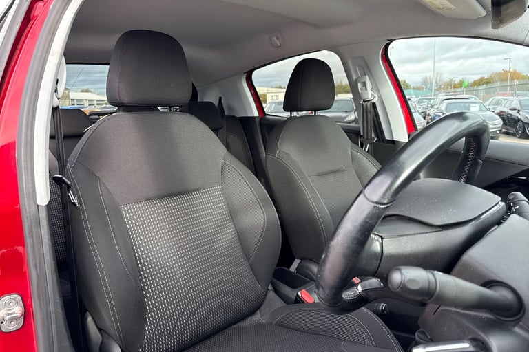 2018 Peugeot 208 1.5 BlueHDi Tech Edition 5dr Hatchback DIESEL Manual