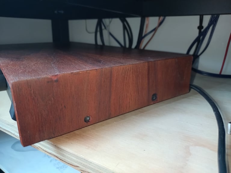 Acoustic & Research (A&R) Cambridge A60 Integrated Amplifier