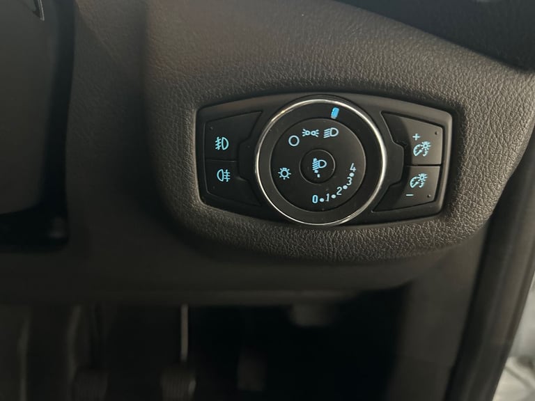 2016 Ford Transit Connect Van 210 L2 Trend 1.6 95PS StgV 5 Speed Van Diesel Manual