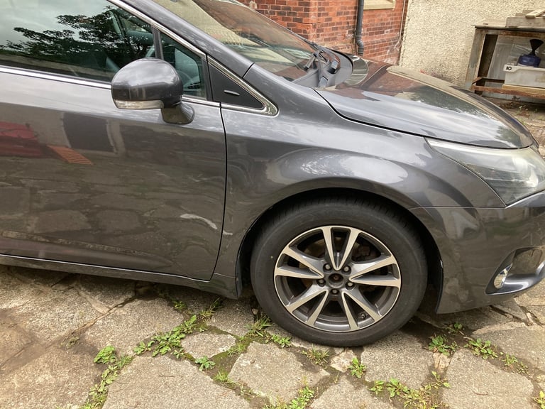 Toyota, AVENSIS, Estate, 2014, Manual, 1998 (cc), 5 doors