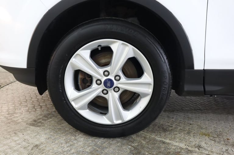 2016 Ford Kuga 1.5 EcoBoost 182 Zetec 5dr Auto HATCHBACK PETROL Automatic