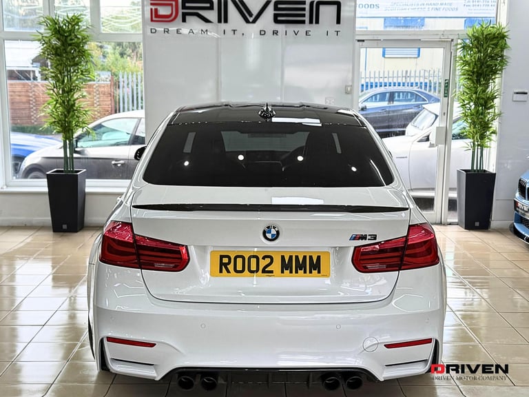 HUGE SPEC! BMW M3 3.0 BiTurbo DCT 4DR SALOON + CARBON + RED LTHR + FREE&nbsp;DELIVERY