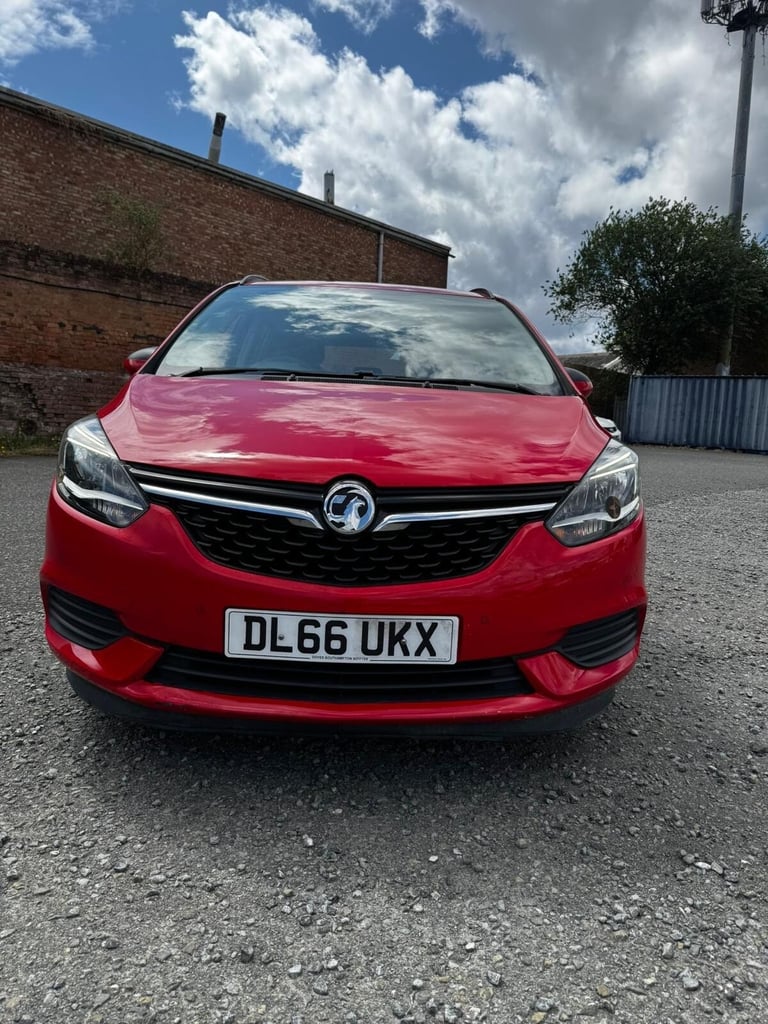 2016 Vauxhall Zafira 1.4T Design 5dr MPV Petrol Manual