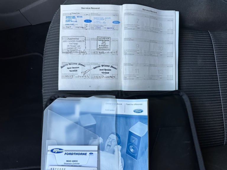 FORD FOCUS TITANIUM Hatchback, 2010, Manual, 1596 (cc), 5 doors