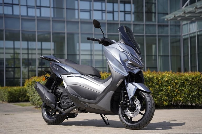 NEW MGB AMAX 125cc Automatic Scooter Learner Legal City Commuter Excellent MP...