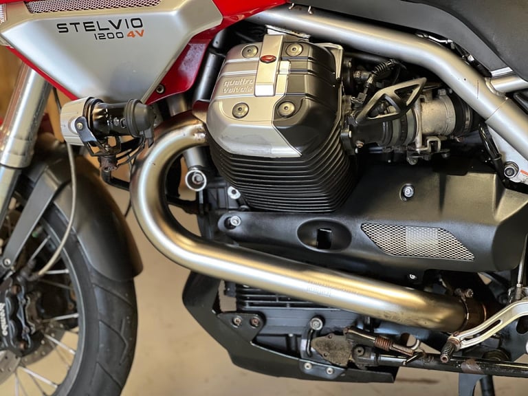 Moto Guzzi Stelvio 1200 4V ONLY 14,486 Miles