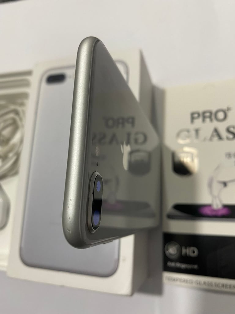 iPhone 8/8 Plus 64GB Unlocked Immaculate Condition Any Color PICK UP ONLY