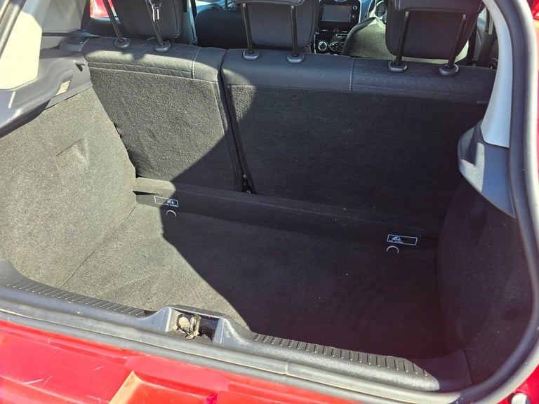 2016 Renault Clio 1.5 dCi Dynamique S Nav Hatchback 5dr Diesel Manual Euro 6 (s/s) (90 ps) Hatchb...