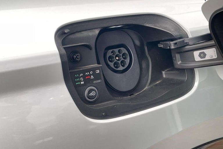 2025 Audi Q6 e-tron 100kWh Performance Sport SUV 5dr Electric Auto (306 ps) ESTATE Electric Autom...