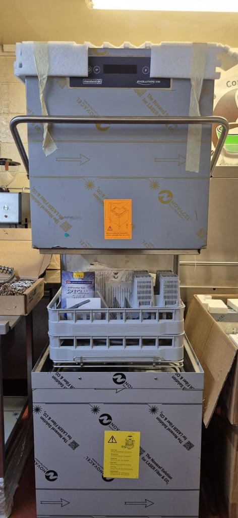 Maidaid EVO2160HRWS Evolution Passthrough Dishwasher With Heat Recovery & Sink