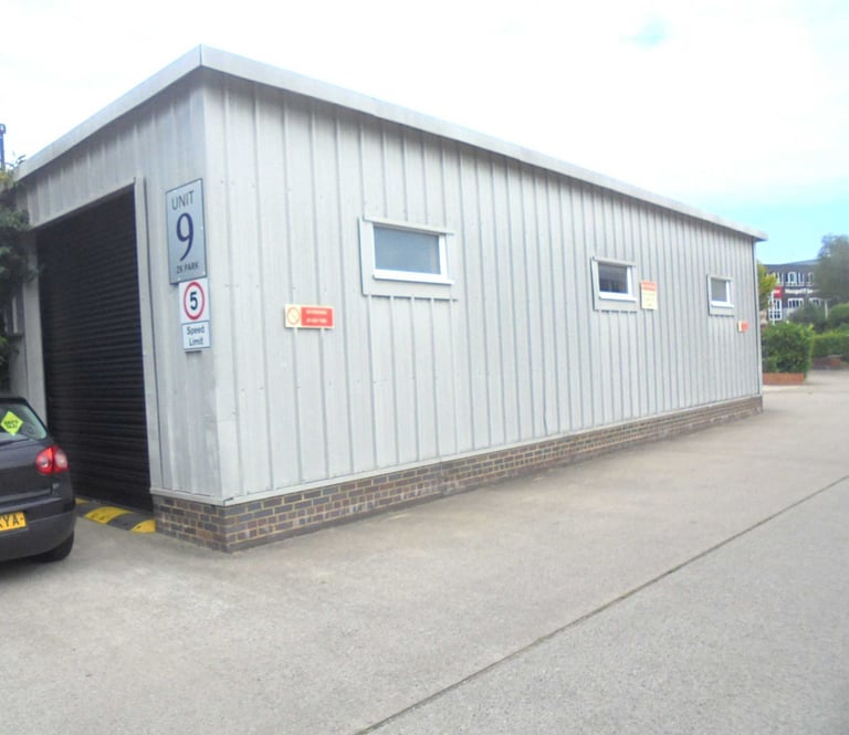 WORKSHOP - WAREHOUSE FOR RENT CROYDON 