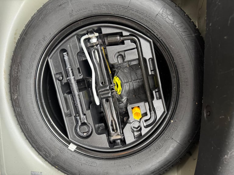 2013 Citroen C3 1.6 VTi Exclusive Auto Euro 5 5dr HATCHBACK Petrol Automatic