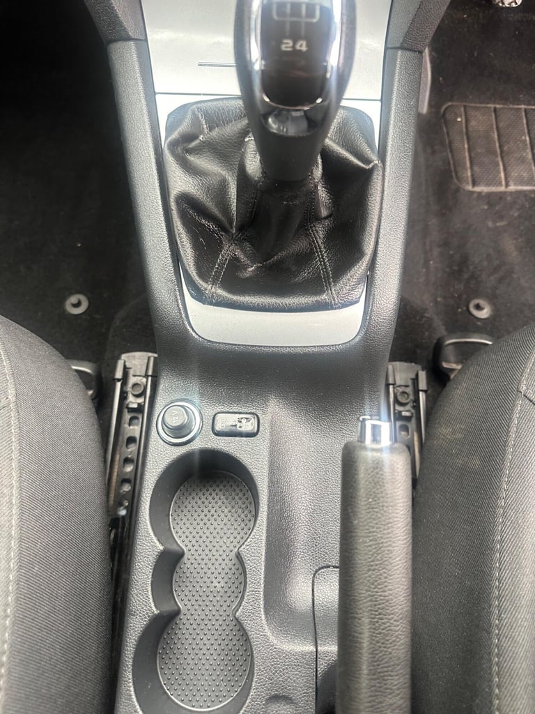 2011 Skoda Octavia 1.6 MPI SE Euro 5 5dr ESTATE Petrol Manual