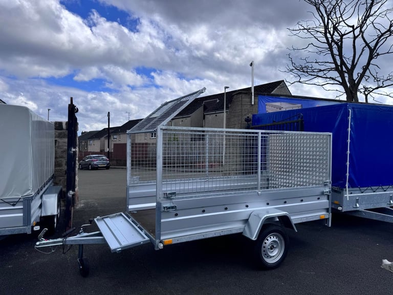 Brand New 7,7ft x 4,2ft Single Axle Trailer With 80CM Mesh And Ramp 750KG