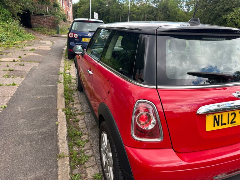 Mini Cooper 1.6L Petrol!