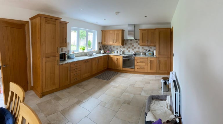Solid White Oak Shaker Style Kitchen (No Worktop) 