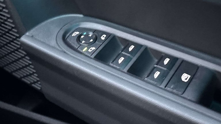 2025 MINI Cooper 2.0 S Sport 5dr Auto HATCHBACK PETROL Automatic