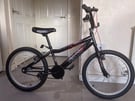Kids bike 20” seat and handle extendable fully working Few time used