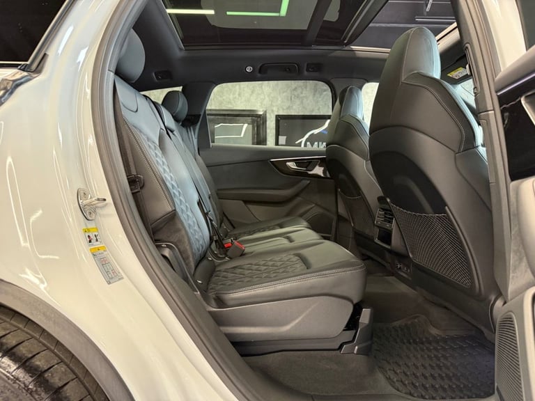 2025 Audi SQ7 4.0 TFSI V8 Black Edition SUV 5dr Petrol Tiptronic quattro Euro 6 (s/s) (50 ESTATE ...