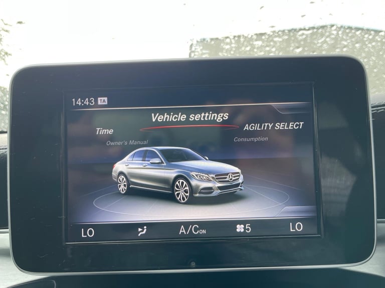 2014 Mercedes-Benz C Class 2.1 C250 BlueTEC AMG Line G-Tronic+ Euro 6 (s/s) 4dr SALOON Diesel Aut...