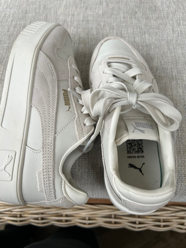 Ladies Puma trainers size 3 