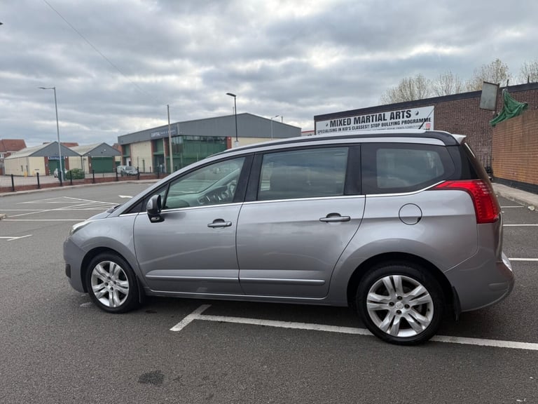  Peugeot 5008 1.6 HDi Active Euro 5 5dr Diesel Manual