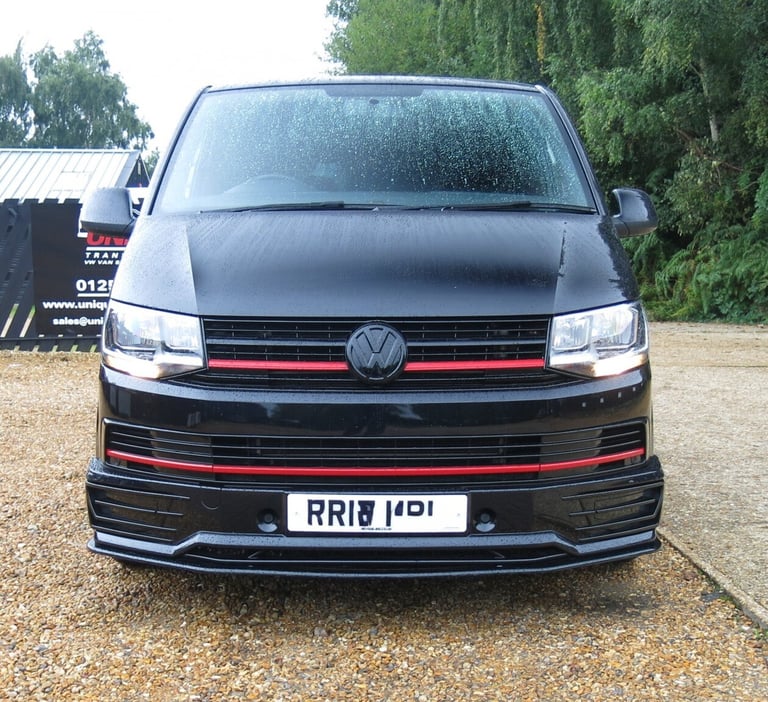 VOLKSWAGEN TRANSPORTER T6 HIGHLINE SWB EURO 6 SPORTLINE STYLE PANEL VAN Black M