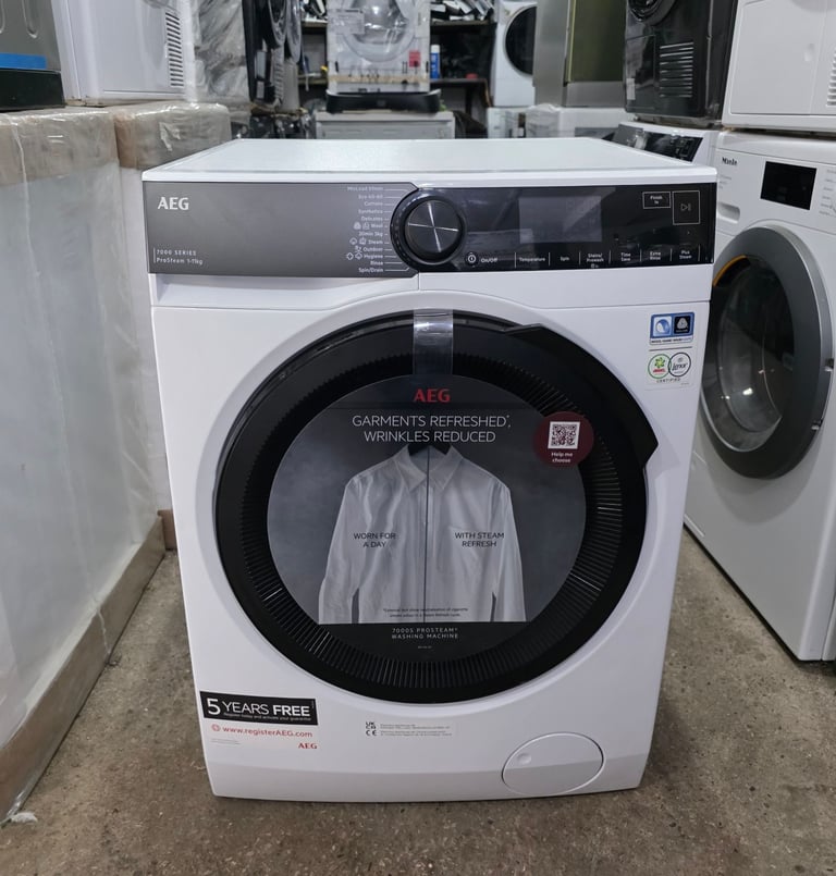 image for AEG 7000 Series Smart Washing Machine 11kg £850rrp!- Free local delivery and fitting