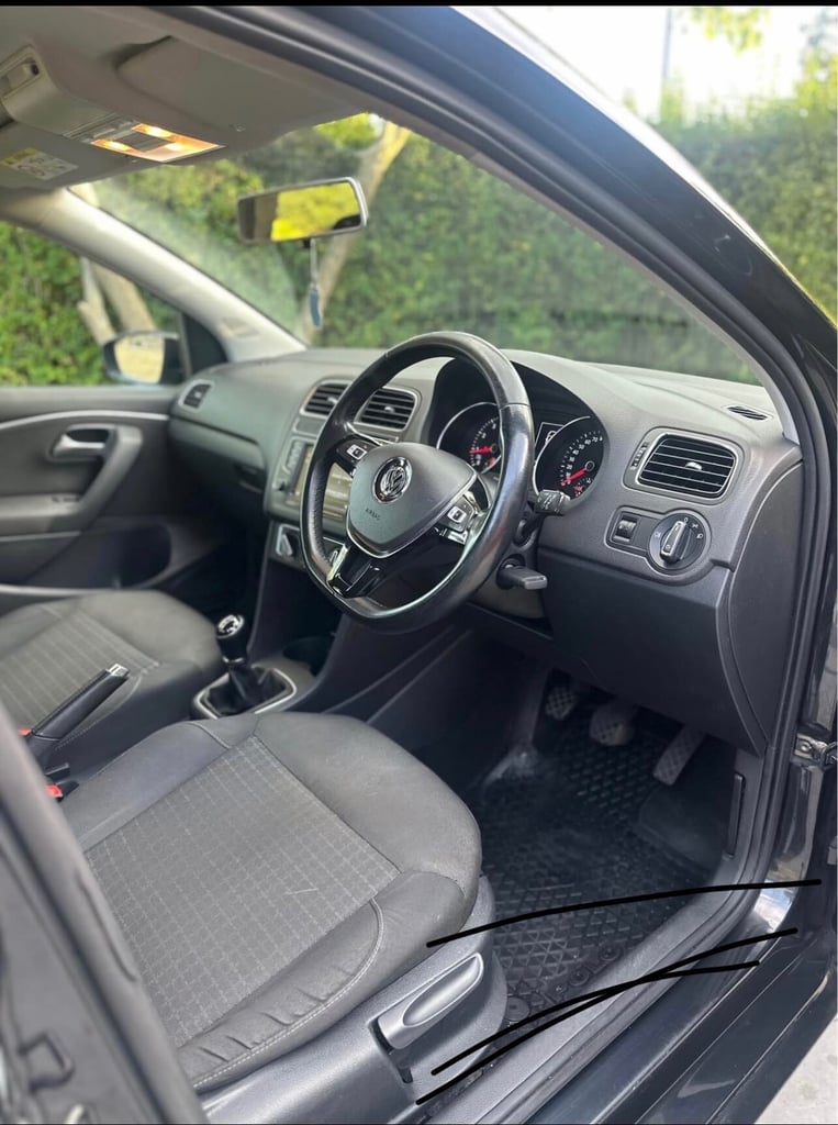 2014 Volkswagen Polo 1.0 SE 5dr HATCHBACK Petrol Manual