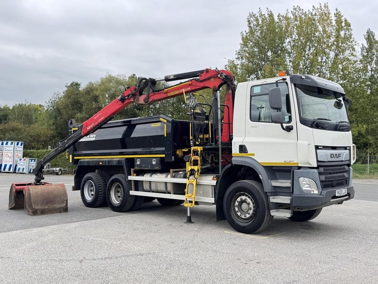 image for 2020 20 Plate Euro 6, DAF FAT CF370 26t 6x4 Tipper Grab Epsilon Classic Crane 