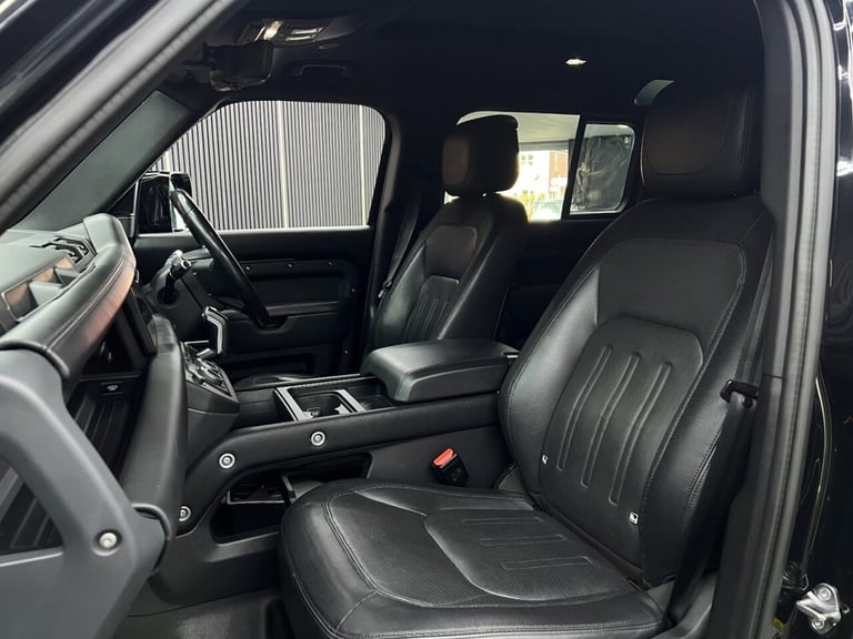 2021 Land Rover Defender 3.0 D300 X-Dynamic HSE 110 5dr Auto [7 Seat] ESTATE DIESEL Automatic