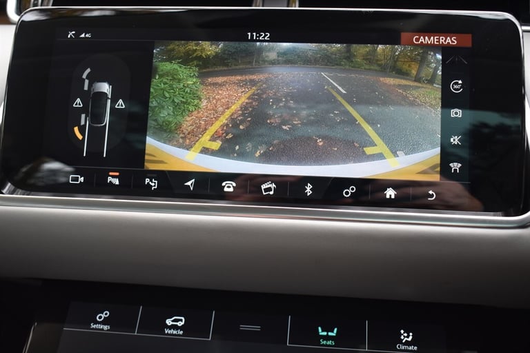 2020 Land Rover Range Rover Evoque HSE+Panoramic Roof Plus Much More!!! Estate Petrol Automatic