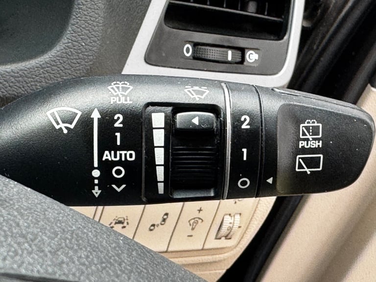 2017 Hyundai TUCSON 1.7 CRDi Blue Drive Premium 5dr 2WD SUV Diesel Manual