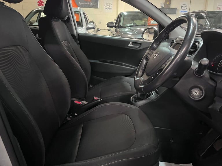 2017 Hyundai i10 1.2 Premium Euro 6 5dr HATCHBACK Petrol Manual