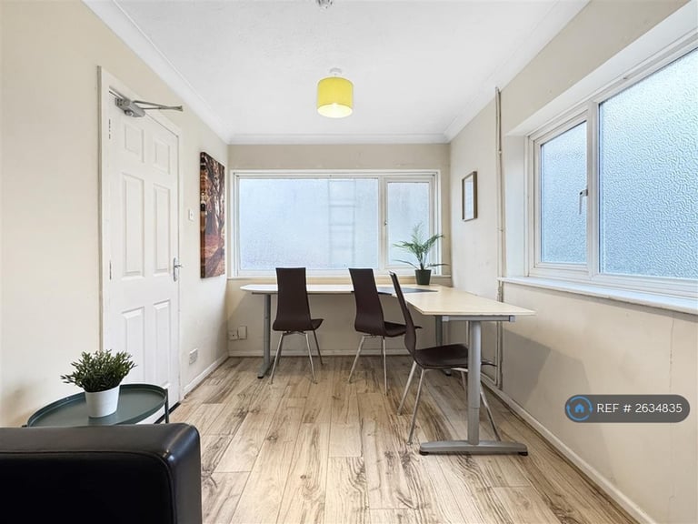 1 bedroom in Mowbray Road, Cambridge, CB1 (#2634835)