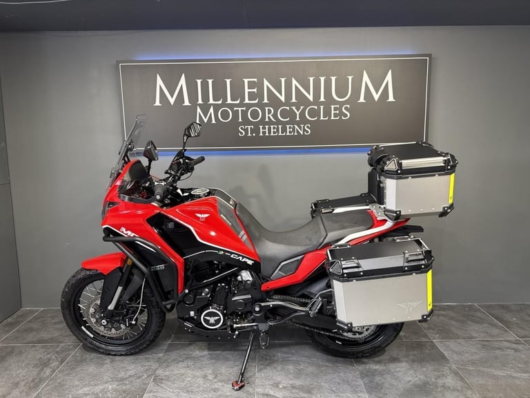 MOTO MORINI X-CAPE 650 ADVENTURE BIKE
