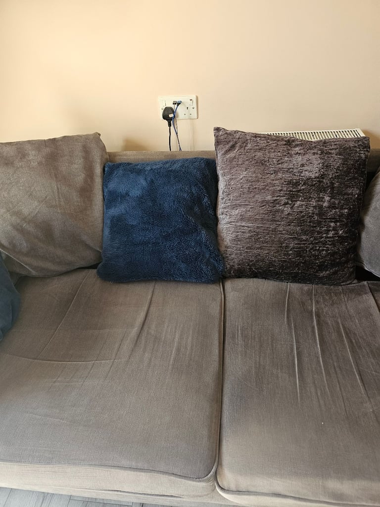 3 seater 2 seater sofa 