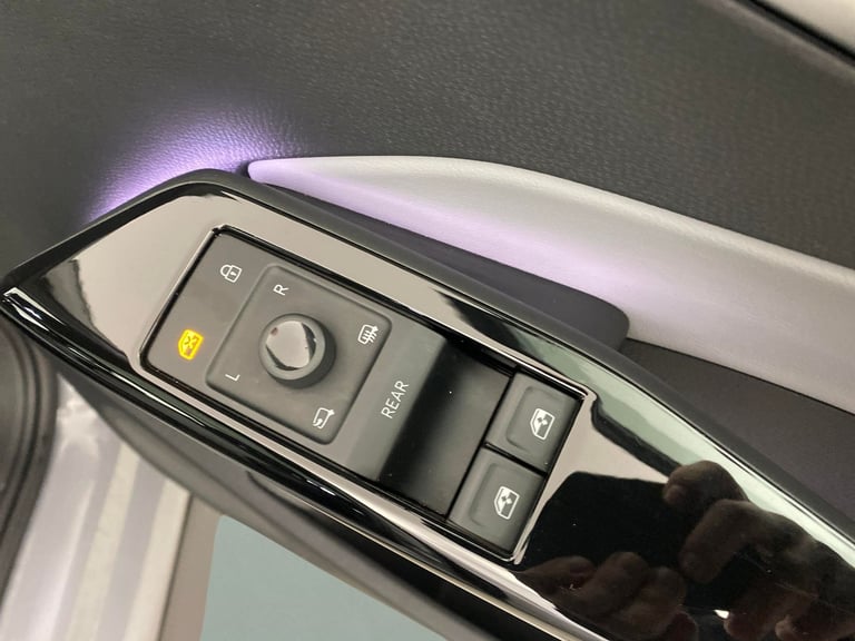 2022 Volkswagen ID.3 Pro 58kWh Family Hatchback 5dr Electric Auto (145 ps) - COMFORT PACK - BLUE ...