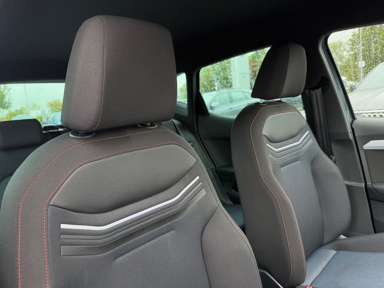 2021 SEAT Arona SEAT Arona 1.5 TSI FR SUV 5dr Petrol DSG Euro 6 (s/s) (150 ps) SUV PETROL Automatic