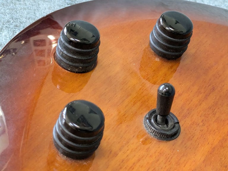 Electric guitar Cort Z44 and Marshall MG10CF amplifier - both barely used