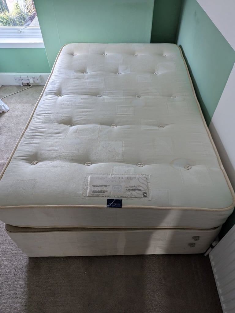 image for Small Double Divan Bed & Mattress 