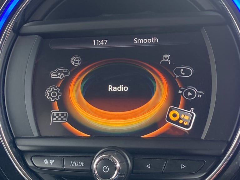 2017 MINI Hatch 2.0 Cooper S 3dr - Sat Nav &amp; Parking Sensors &amp; Chili Pack HATCHBACK Petro...